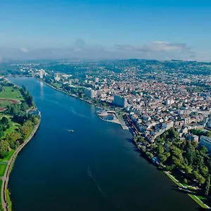 Vichy: Superbe F2 Neuf Appartement