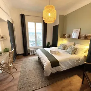 : Le 5e - Design Dans Un Ancien Palace Appartement
